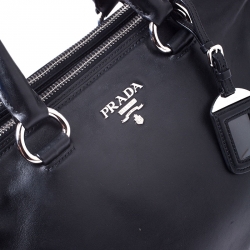 Pre Owned Prada Black Soft Leather Double Zip Tote 