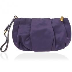 مملوكة مسبقًا Prada Purple Pleated Logo Wristlet