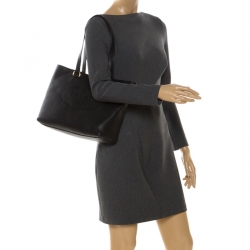 Pre Owned Prada Black Vitello Daino Leather Logo Embossed Tote