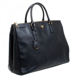 Pre Owned Prada Black Saffiano Leather Executive Double Zip Tote