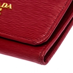 Pre Owned Prada Red Leather Trifold Wallet
