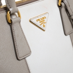 Pre Owned Prada Grey/Off White Saffiano Lux Leather Medium Promenade Tote