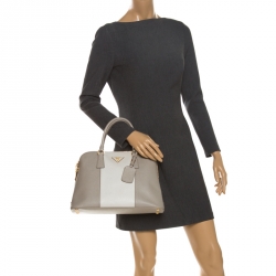 Pre Owned Prada Grey/Off White Saffiano Lux Leather Medium Promenade Tote