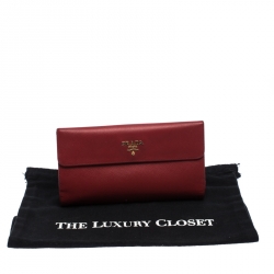 Pre Owned Prada Red Saffiano Metal Leather Long Flap Wallet