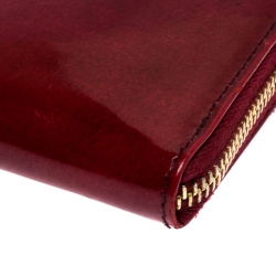 Pre Owned Prada Red Patent Leather Zip Around Wallet
