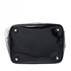 Pre Owned Prada Black Patent Leather Spazzolato Flower Top Handle Bag