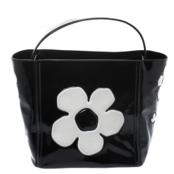 Pre Owned Prada Black Patent Leather Spazzolato Flower Top Handle Bag