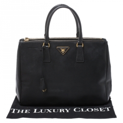 Pre Owned Prada Black Saffiano Lux Leather Medium Galleria Double Zip Tote