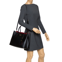 Pre Owned Prada Black Saffiano Cuir Leather Medium Double Handle Tote