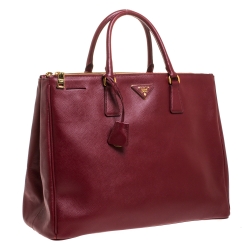 Pre Owned Prada Burgundy Saffiano Leather Executive Double Zip Tote