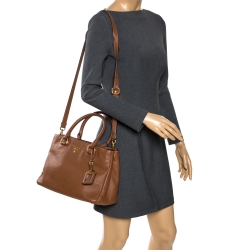 Pre Owned Prada Brown Vitello Danio Leather Medium Tote