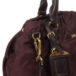 مملوكة مسبقًا Prada Burgundy Tessuto Nylon Tote