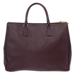 مملوكة مسبقًا Prada Maroon Saffiano Lux Double-Zip Large Tote
