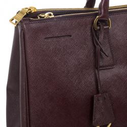 مملوكة مسبقًا Prada Maroon Saffiano Lux Double-Zip Large Tote