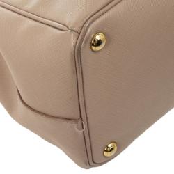 مملوكة مسبقًا Prada Light Pink Saffiano Lux Double Zip Tote 