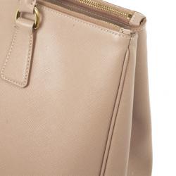 مملوكة مسبقًا Prada Light Pink Saffiano Lux Double Zip Tote 
