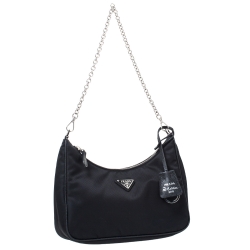 Pre Owned Prada Black Nylon Re-Edition 2005 Shoulder Bag
