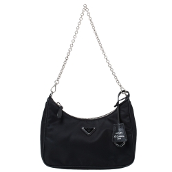 Pre Owned Prada Black Nylon Re-Edition 2005 Shoulder Bag