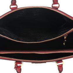 Pre Owned Prada Red Patent Lux Double-Zip Tote 