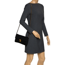 Pre Owned Prada Black Nylon Flap Shoulder Bag