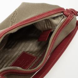 مملوكة مسبقًا Prada Red Trim Logo Jacquard Hobo Bag
