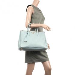 مملوكة مسبقًا Prada Baby Blue Saffiano Lux Double-Zip Tote