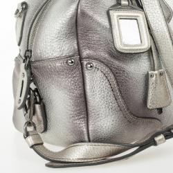 مملوكة مسبقًا Prada Metallic Silver Cervo Antik Leather Bauletto Bag