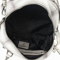 مملوكة مسبقًا Prada Metallic Silver Cervo Antik Leather Bauletto Bag