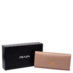 Pre Owned Prada Nude Saffiano Lux Leather Flap Continental Wallet