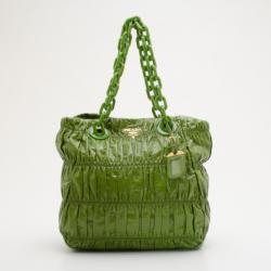 Pre Owned Prada Green Patent Vernice Gaufre Shopping Tote