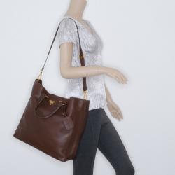 Pre Owned Prada Vitello Daino Shopping Caffe
