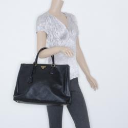 Pre Owned Prada Black Saffiano Large Executive Tote