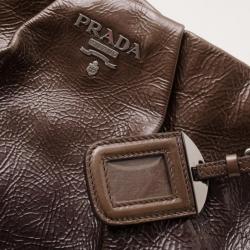 Pre Owned Prada Brown Patent Leather Gradient Pleated Hobo