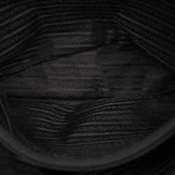 مملوكة مسبقًا Prada Black Nylon Shoulder Bag