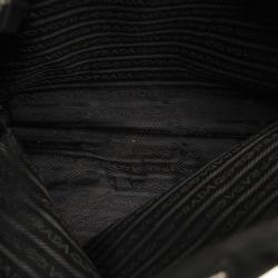 مملوكة مسبقًا Prada Black Nylon Shoulder Bag