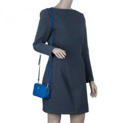 مملوكة مسبقًا حقيبة برادا زرقاء جلد بقر ميني بسحاب كروس