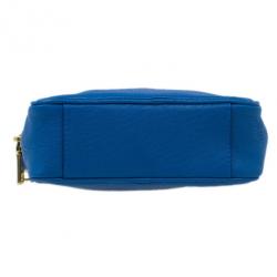 مملوكة مسبقًا حقيبة برادا زرقاء جلد بقر ميني بسحاب كروس