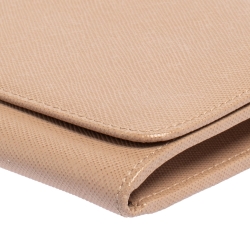 مملوكة مسبقًا Prada Beige Saffiano Metal Leather Wallet on Chain