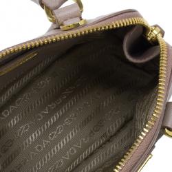 Pre Owned حقيبة برادا سافيانو بلاش فيرنيس ميني بروميناد