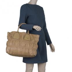 Pre Owned Prada Beige Leather Large Nappa Gaufre Tote
