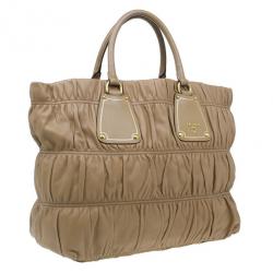 Pre Owned Prada Beige Leather Large Nappa Gaufre Tote