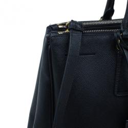 مملوكة مسبقًا Prada Black Saffiano Small Lux Double Zip Tote