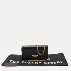 Pre Owned Prada Black Vitello Move Leather Wallet on Chain