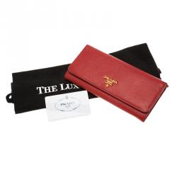 Pre Owned Prada Red Saffiano Leather Continental Wallet