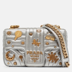 مملوكة مسبقًا Prada Silver Diagramme Leather Small Embellished Shoulder Bag