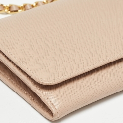 مملوكة مسبقًا Prada Beige Saffiano Metal Leather Logo Flap Wallet On Chain