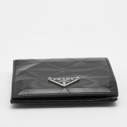 Pre Owned Prada Black Glossy Triangle Quilt Leather Flap Card Case 