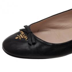 Pre Owned Prada Black Leather Logo Ballet Flats Size 39