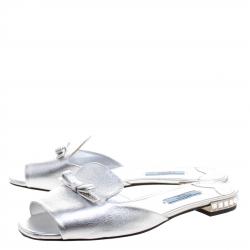 Pre Owned Prada Silver Metallic Leather Bow Jeweled Heel Flat Slides Size 38