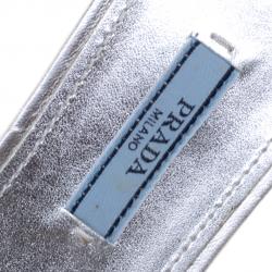 Pre Owned Prada Silver Metallic Leather Bow Jeweled Heel Flat Slides Size 38